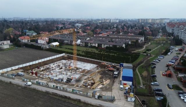 Mamy ponad 60% płyty fundamentowej. Żuraw już pracuje!